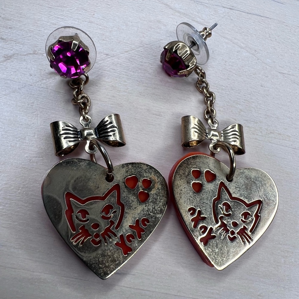 Rare Betsey Johnson xoxo Dangle Cat Earrings